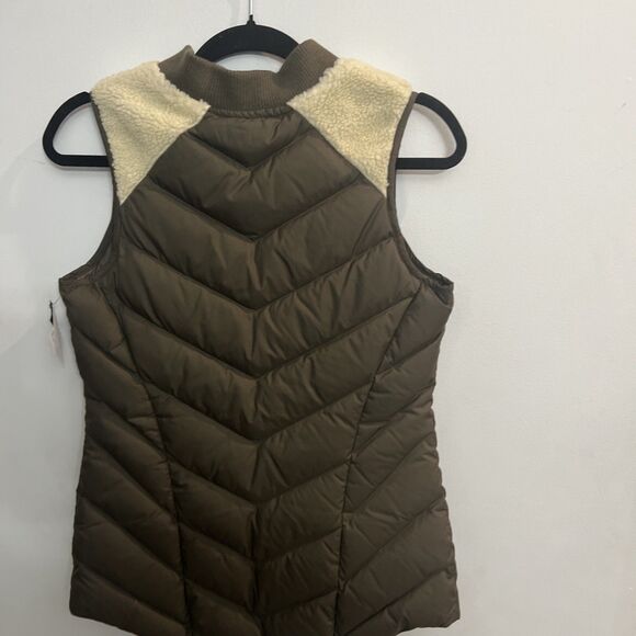 Athlete Faux Fur Puffer Vest Xs Winter Cozy Boho Cottage Core - Picture 3 of 11